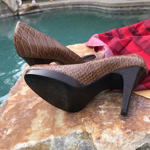 Alfani Shoes - Size 7, Great condition - Picture 4 of 7